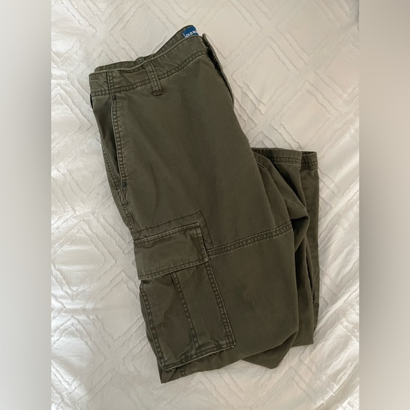 Old Navy Pants Mens Green Old Navy Cargo Pants 36x3 Poshmark